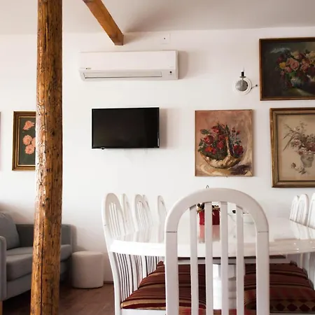 Carda Parce Raja Apartment