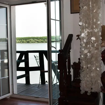 Carda Parce Raja Apartment Belgrade