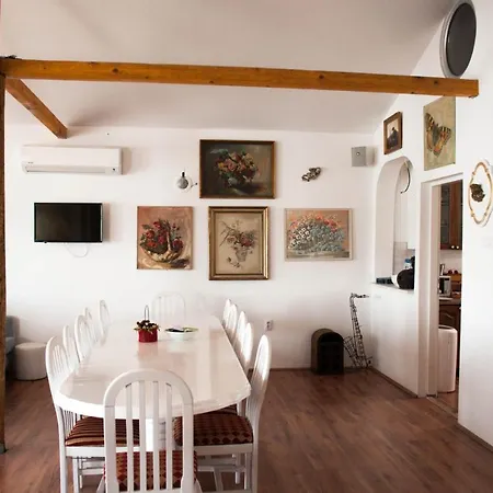 Apartment Carda Parce Raja
