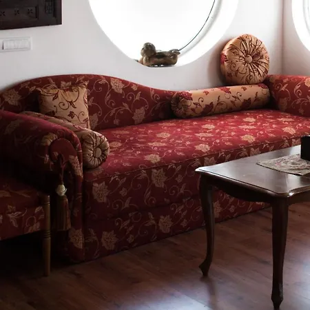 Apartment Carda Parce Raja